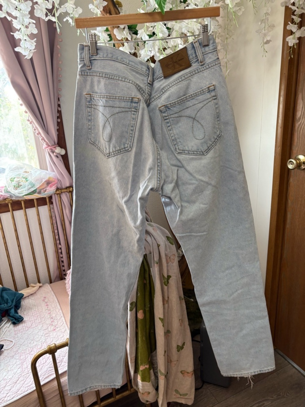 Calvin Klein Jeans Vintage Straight Leg Light Wash Blue Jeans